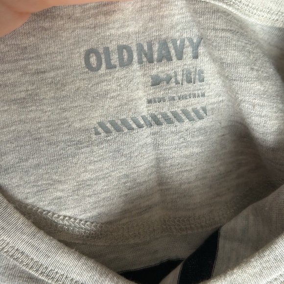 Old Navy Long Sleeve Striped Pocket Tee - Large - Picture 4 of 5